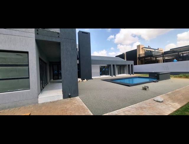 5 BEDROOM HOUSE FOR SALE IN SERENGETI LIFESTYLE ESTATE